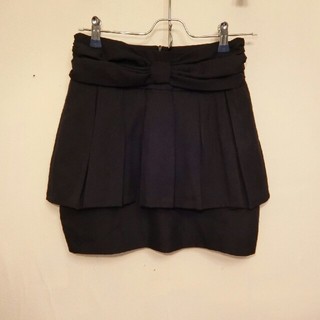 ロジータ(ROJITA)のRojita 黒ペプラムスカート(ミニスカート)