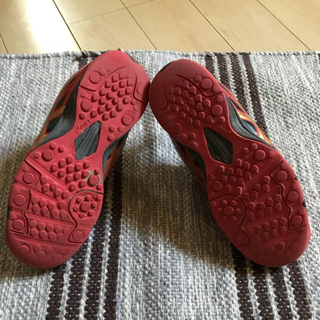 asics(アシックス)のアシックス  キッズ スニーカー  20㎝    中古品 キッズ/ベビー/マタニティのキッズ靴/シューズ(15cm~)(スニーカー)の商品写真