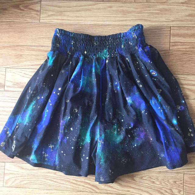 rivet surge - 宇宙柄リバーシキュロットの通販 by ごとん's shop|リベットアンドサージならラクマ