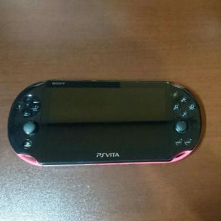 プレイステーションヴィータ(PlayStation Vita)のPS　VITA PCH-2000 ピンク/ブラック 送料無料(携帯用ゲーム機本体)