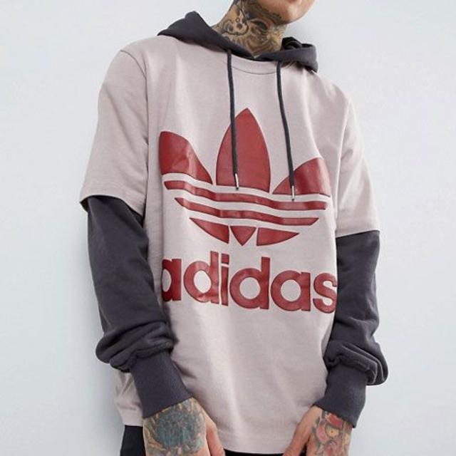 adidas(アディダス)の完売デカロゴ新品adidasサイズXLグレー黒Tシャツ厚手AC BOXY重ね着 メンズのトップス(Tシャツ/カットソー(半袖/袖なし))の商品写真