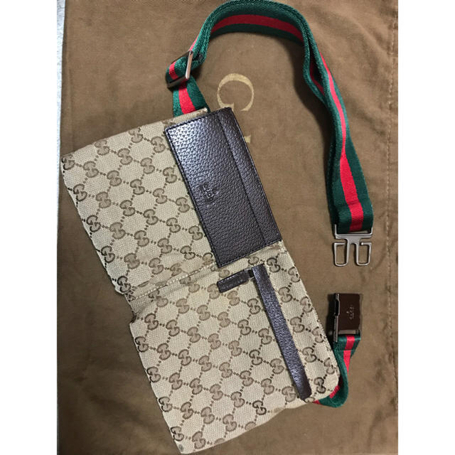 GUCCI ウェストポーチ メンズのバッグ(ウエストポーチ)の商品写真