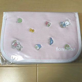 ファミリア(familiar)のfamiliarファミリア 母子手帳ケース(母子手帳ケース)