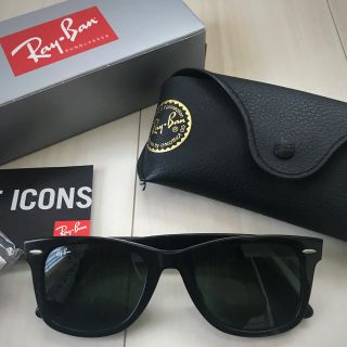 レイバン(Ray-Ban)の【ユカコ様専用】Ray-Ban レイバン ウェイファーラー ブラック(サングラス/メガネ)