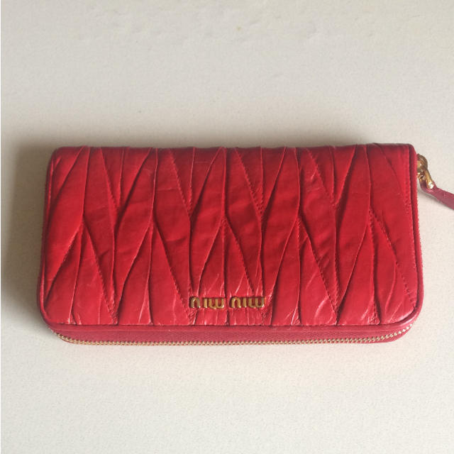 miumiu(ミュウミュウ)のmiumiu マテラッセ長財布 レディースのファッション小物(財布)の商品写真