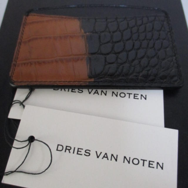 DRIES VAN NOTEN(ドリスヴァンノッテン)のドリスヴァンノッテン  レザー カードケース メンズのファッション小物(名刺入れ/定期入れ)の商品写真