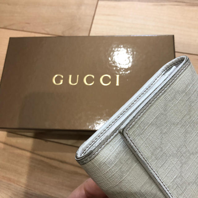 Gucci(グッチ)のGUCCI 長財布 レディースのファッション小物(財布)の商品写真