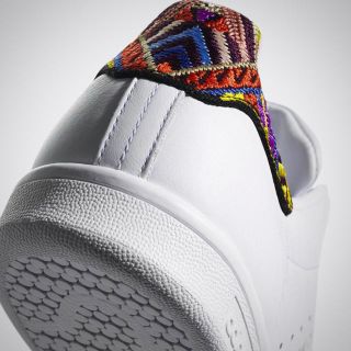 adidas - 新作☆正規品☆レア☆刺繍☆アディダスオリジナル☆スタンス