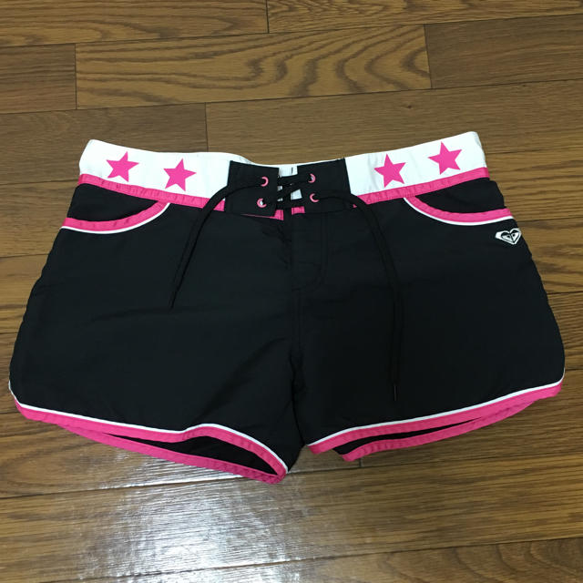 Roxy(ロキシー)の新品＆美品！ビキニ・パンツ・ラッシュガード レディースの水着/浴衣(水着)の商品写真