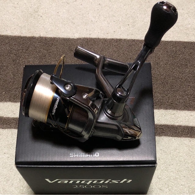 SHIMANO(シマノ)の美品 16 ヴァンキッシュ 2500s スポーツ/アウトドアのフィッシング(リール)の商品写真