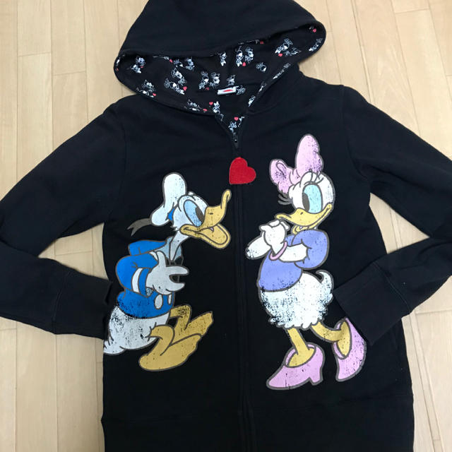 Disney ドナルド デイジー パーカー Used ディズニーストアの通販 By イルカ S Shop ディズニーならラクマ