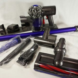 ダイソン(Dyson)のダイソンDC62コードレスクリーナー☆OH済み◎バッテリー&フィルター新品◎(掃除機)