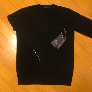 ザラ(ZARA)のZARA パールボタン付き ニット L(ニット/セーター)