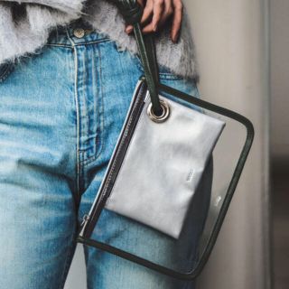 さゆり様専用 VASIC ポーチ クリアクラッチBAG(ファッション)