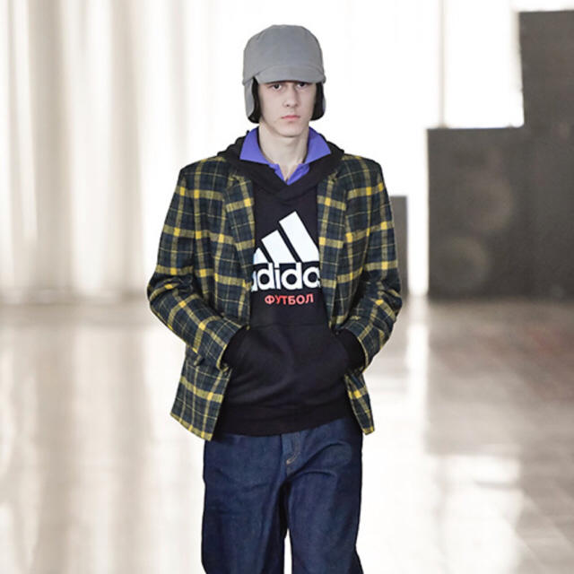 COMME des GARCONS(コムデギャルソン)のGosha ✖️ Adidas  コラボパーカー メンズのトップス(パーカー)の商品写真