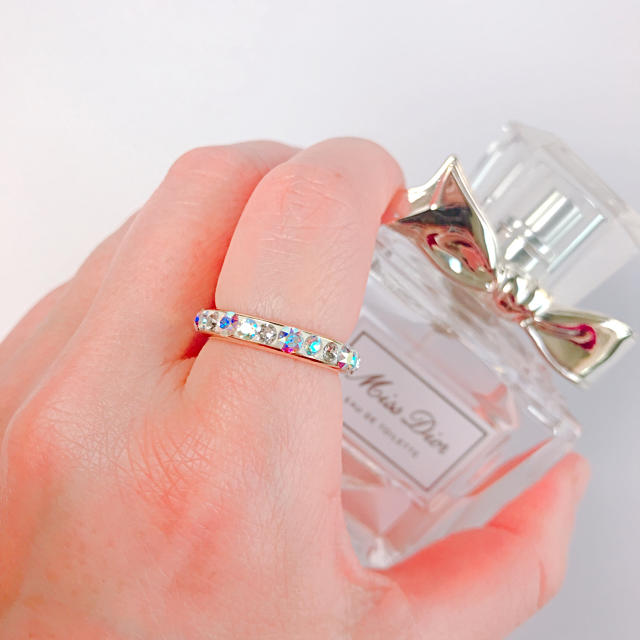 SWAROVSKI(スワロフスキー)の★SWAROVSKIストーンのエタニティリング☆クリスタルカラー★ ハンドメイドのアクセサリー(リング)の商品写真