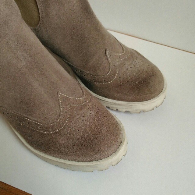 《イタリア製》サイドゴアブーツ グレー レディースの靴/シューズ(ブーツ)の商品写真