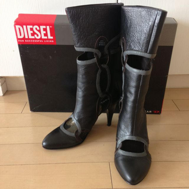 DIESEL(ディーゼル)のDIESEL ブーツ レディースの靴/シューズ(ブーツ)の商品写真