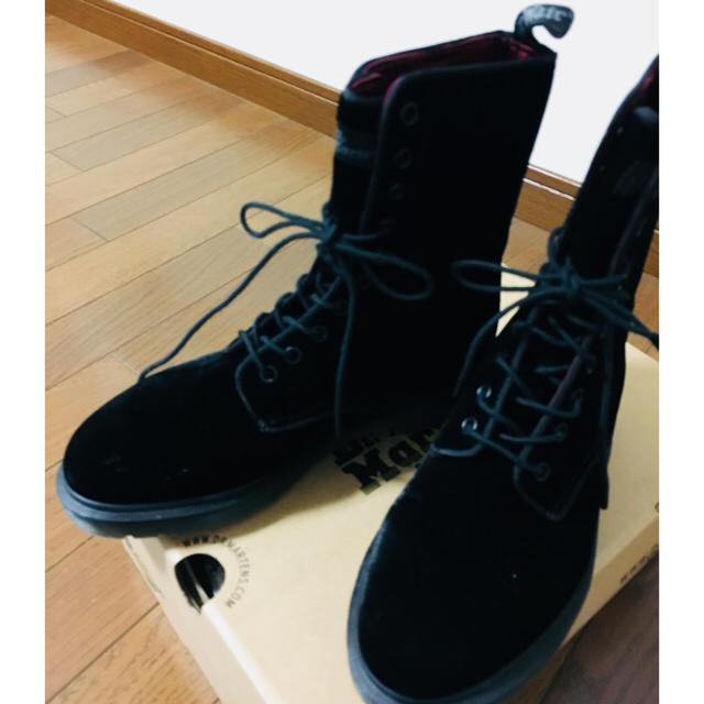 ほぼ未使用Dr.Martens スエード シューズ