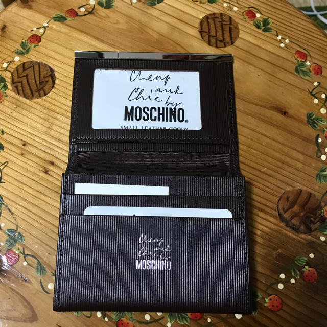 MOSCHINO(モスキーノ)の新品 MOSCHINO  カードケース  パスケース レディースのファッション小物(名刺入れ/定期入れ)の商品写真