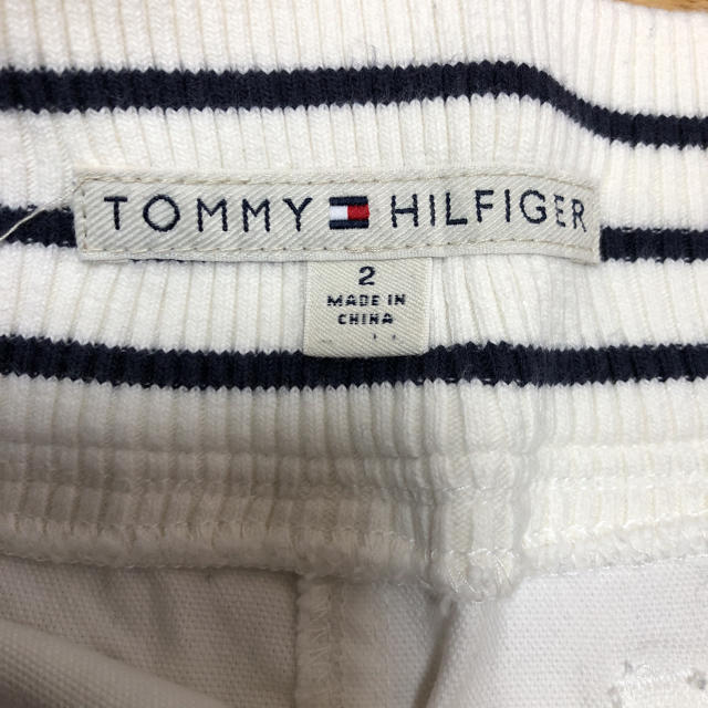 TOMMY HILFIGER(トミーヒルフィガー)のTOMMY HILFIGER スカート レディースのスカート(ひざ丈スカート)の商品写真