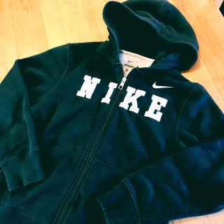 ナイキ(NIKE)のNIKE ナイキ スウェットパーカ キッズ150(ジャケット/上着)