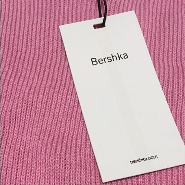 Bershka(ベルシュカ)のタグ付き Bershka トップス レディースのトップス(タンクトップ)の商品写真