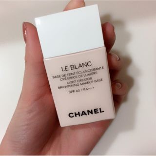 シャネル(CHANEL)のルブラン バーズ ルミエール 10 ロゼ(化粧下地)