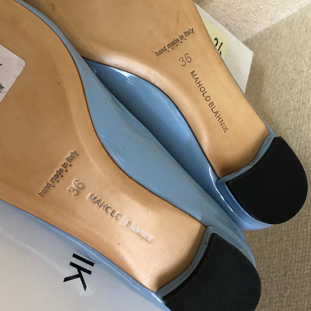 爆買い通販】 MANOLO BLAHNIK - ビジューパンプス36の通販 by りん