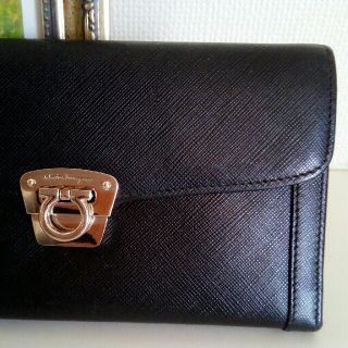 フェラガモ(Ferragamo)の**ハニー様専用です**フェラガモ　財布(財布)