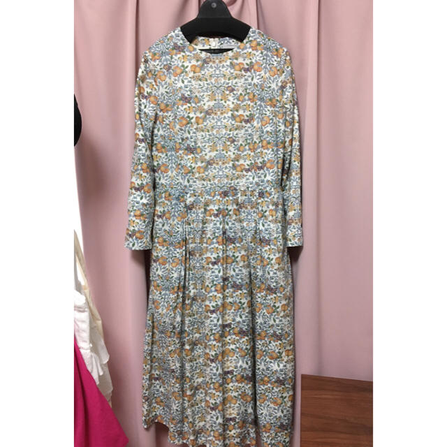 YAECA - YAECA liberty ワンピース orchard の通販 by 全品送料込み YAECA - YAECA liberty ワンピース orchard の通販 by 全品送料込み