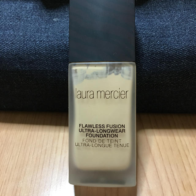 laura mercier(ローラメルシエ)のローラメルシエ ファンデーション コスメ/美容のベースメイク/化粧品(ファンデーション)の商品写真