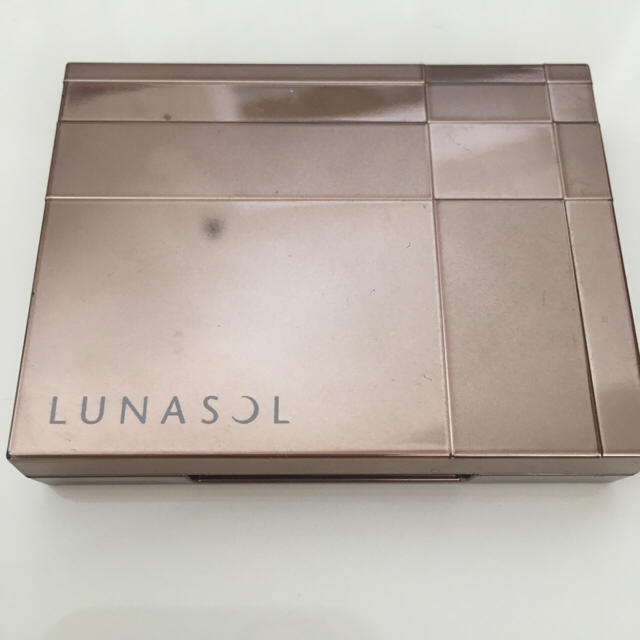 LUNASOL(ルナソル)のルナソル チーク コスメ/美容のベースメイク/化粧品(チーク)の商品写真