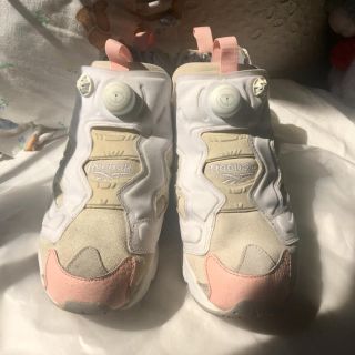 リーボック(Reebok)のReebok インスタポンプフューリー 未年 ひつじ(スニーカー)