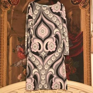 エミリオプッチ(EMILIO PUCCI)のエミリオ・プッチ　シルクジャージーワンピース(ひざ丈ワンピース)