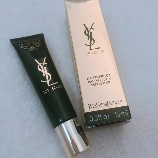 Yves Saint Laurent Beaute(イヴサンローランボーテ)のイヴ・サンローラン トップシークレットリップファクター コスメ/美容のスキンケア/基礎化粧品(リップケア/リップクリーム)の商品写真