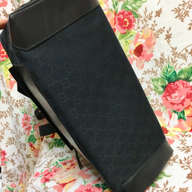 Gucci(グッチ)の★GUCCI GGキャンバストートバッグ 収納力大！ビジネス・ママバッグにも★ レディースのバッグ(トートバッグ)の商品写真