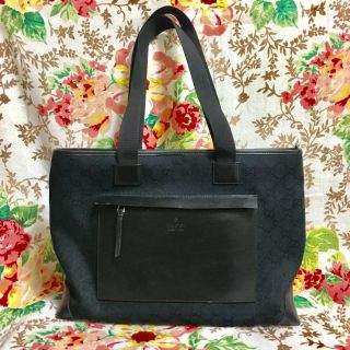 グッチ(Gucci)の★GUCCI GGキャンバストートバッグ 収納力大！ビジネス・ママバッグにも★(トートバッグ)