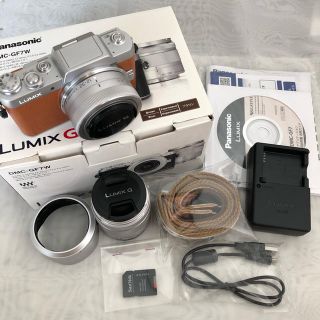 パナソニック(Panasonic)のLUMIX DMC-GF7W(デジタル一眼)