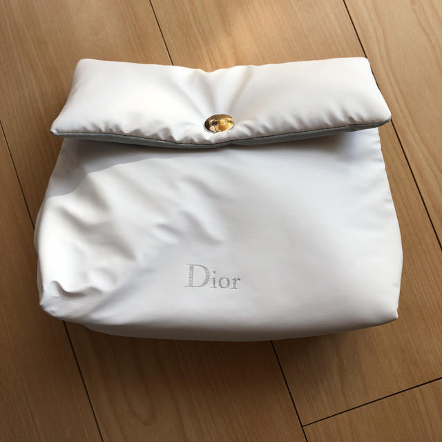 Dior(ディオール)のDior ノベルティ 【送料無料】 エンタメ/ホビーのコレクション(ノベルティグッズ)の商品写真