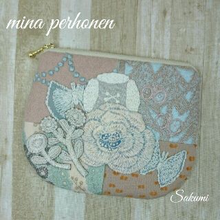 ミナペルホネン(mina perhonen)のミナペルホネン ポーチ rosas skyflower(ポーチ)