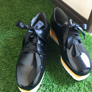 コウベレタス(神戸レタス)のプラットフォームシューズ(ローファー/革靴)