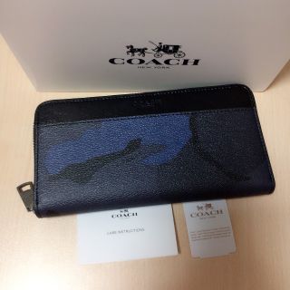 コーチ(COACH)の新品未使用　COACH　長財布　人気　迷彩　カモフラ柄　ブルー(長財布)