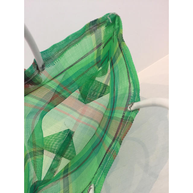 【未使用】グリーン メッシュ ミニバッグ 2018SS  トレンド デザイン  レディースのバッグ(トートバッグ)の商品写真