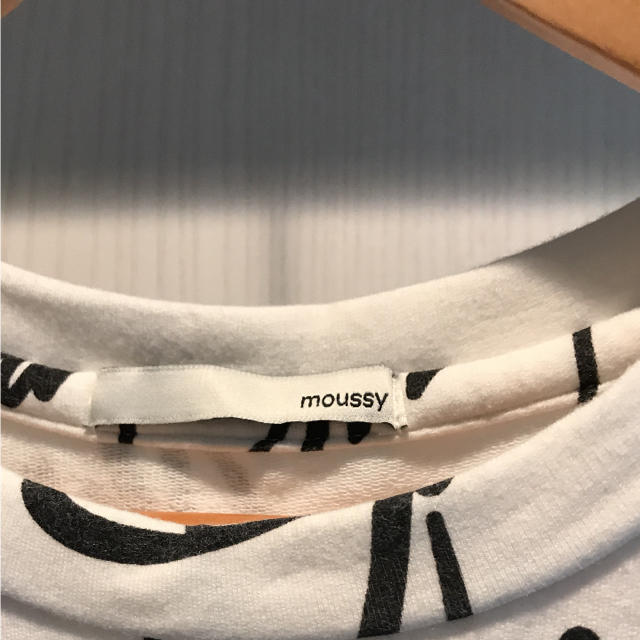 moussy(マウジー)のmoussy ロングTシャツ  レディースのトップス(Tシャツ(半袖/袖なし))の商品写真