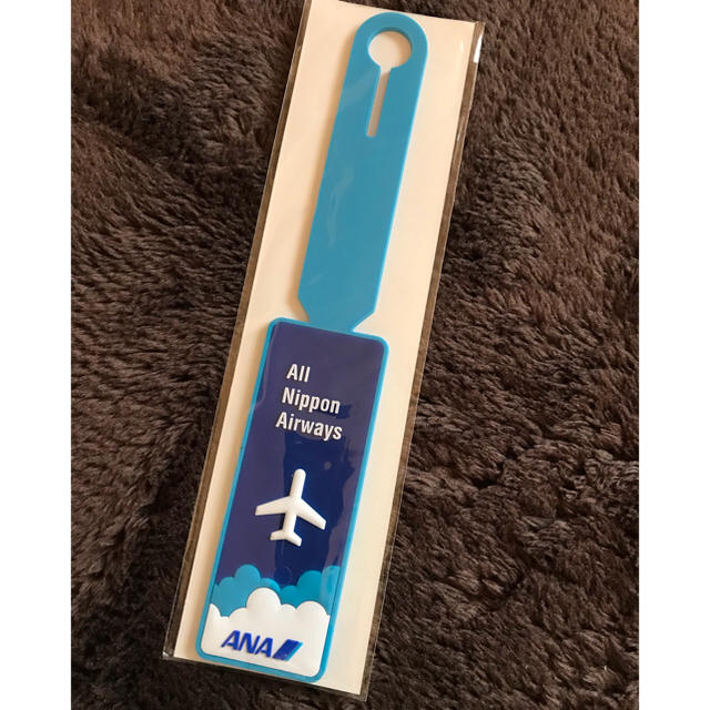 ANA(全日本空輸)(エーエヌエー(ゼンニッポンクウユ))の専用です！非売品☆新デザイン ANA  シリコンネームタグ エンタメ/ホビーのコレクション(ノベルティグッズ)の商品写真