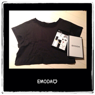 エモダ(EMODA)のTOPS ＆ Lipstick set♡(Tシャツ(半袖/袖なし))