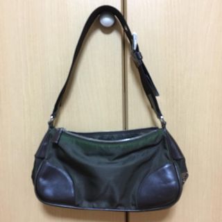 プラダ(PRADA)のPRADAワンショルダー【難あり】(ハンドバッグ)