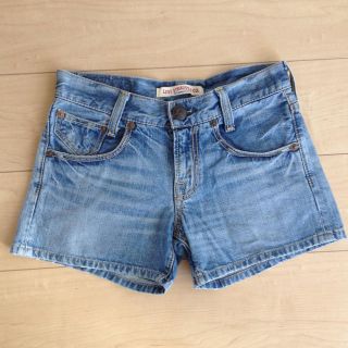 リーバイス(Levi's)のデニムのショーパン☆(ショートパンツ)