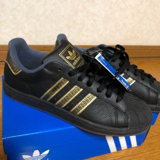 アディダス(adidas)のadidas スーパースター 新品 メンズ(スニーカー)